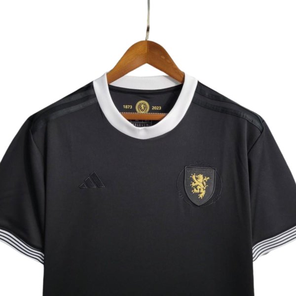 Close up image to the scottish jersey