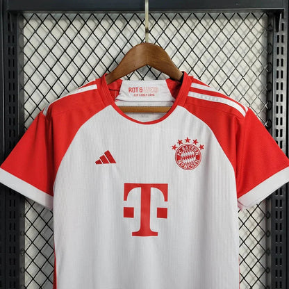 2023/2024 Bayern München Thuis Voetbalset (shirt+Shorts)