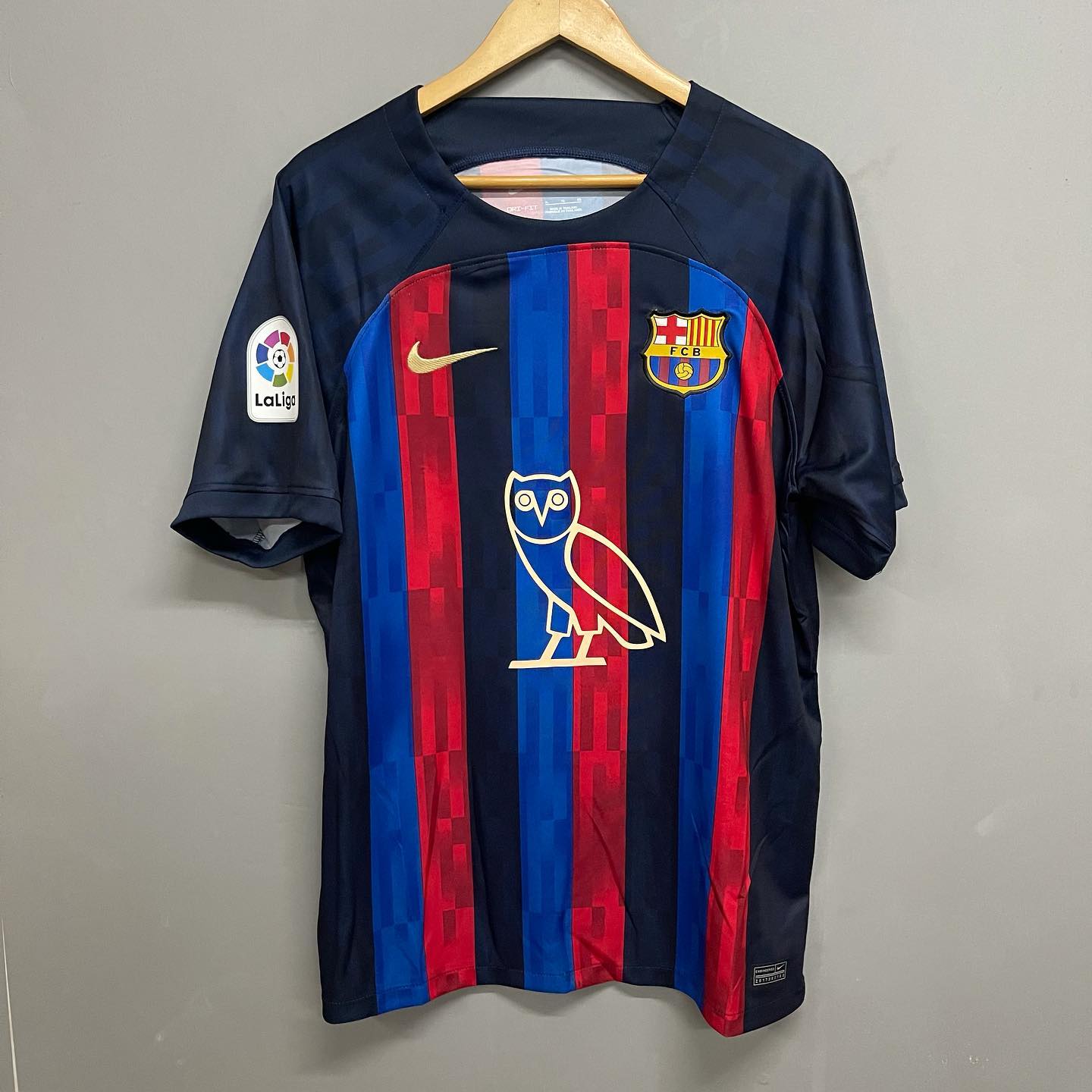 22/23 Barcelona x OVO Home kit