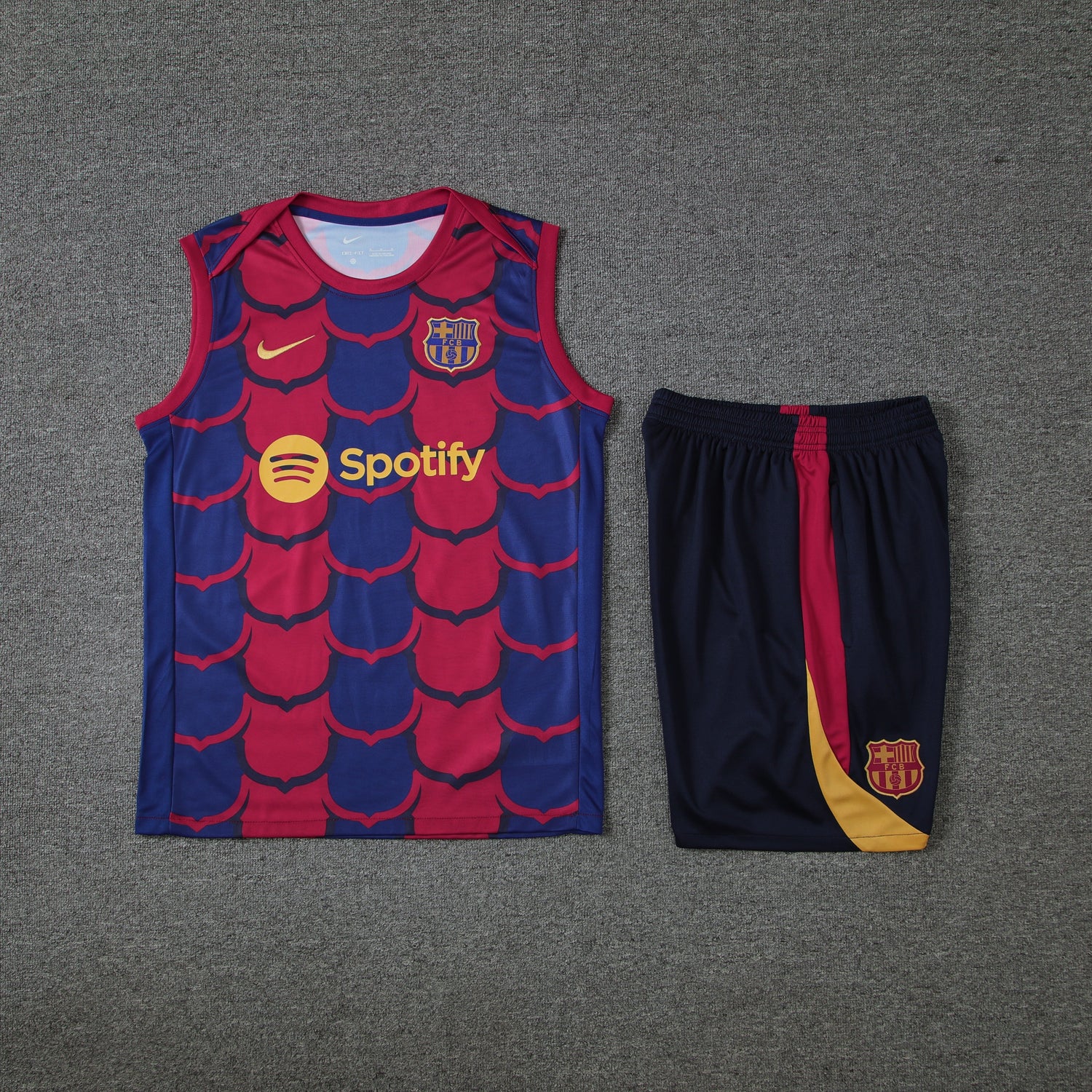 Barcelona sleeveless Training Set 2024/25