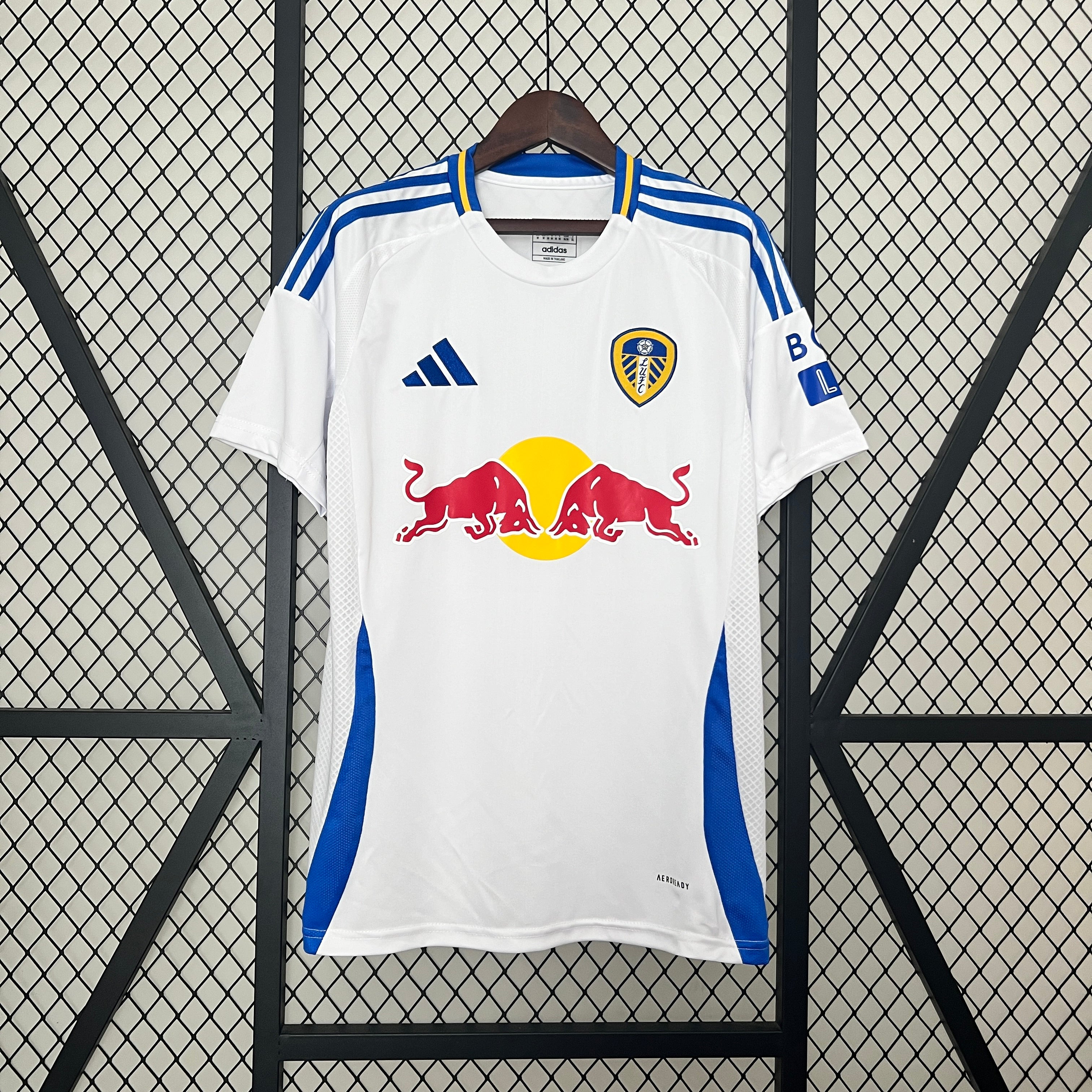 24/25 Leeds United Home - Fan Version