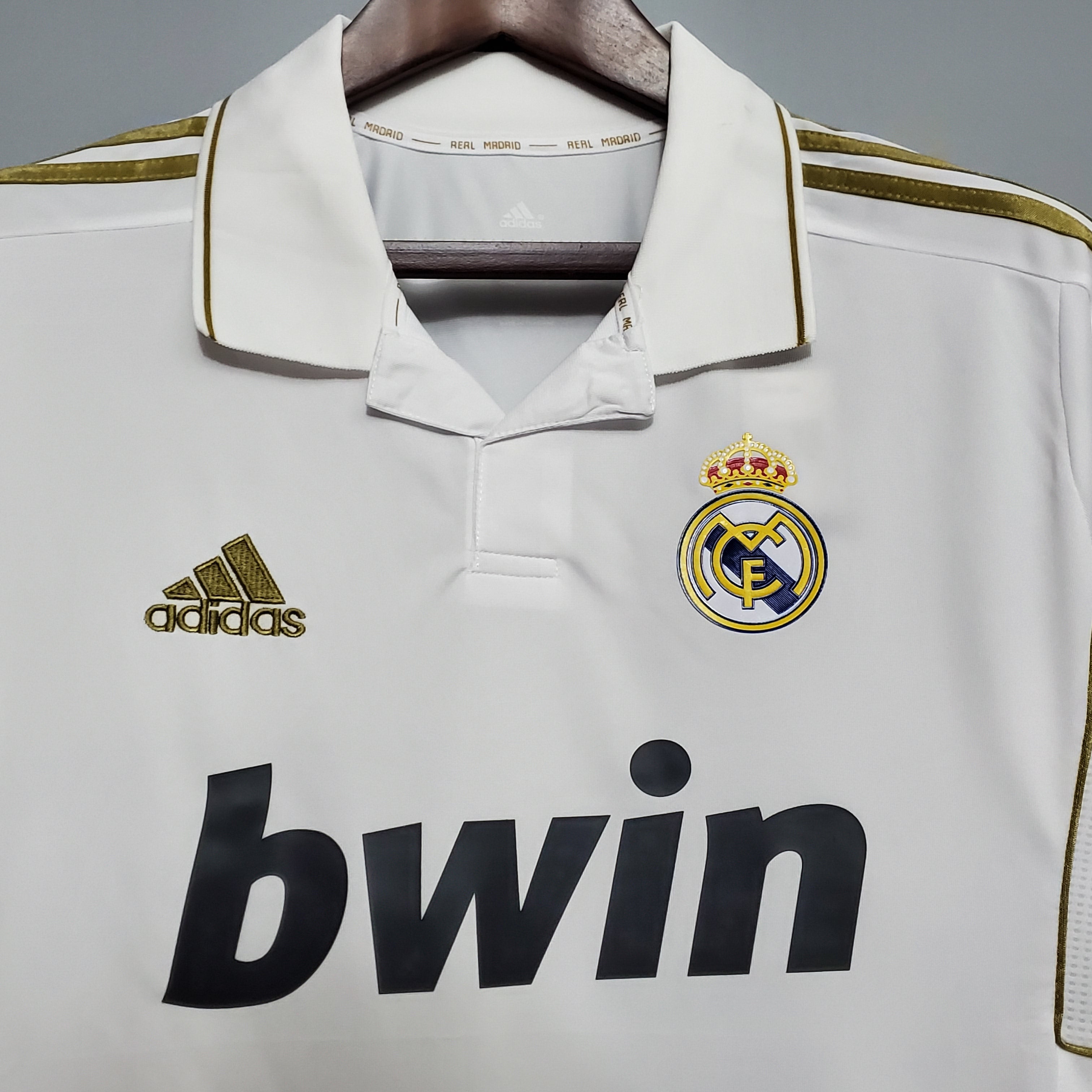 REAL MADRID 2011 - 2012 HOME JERSEY