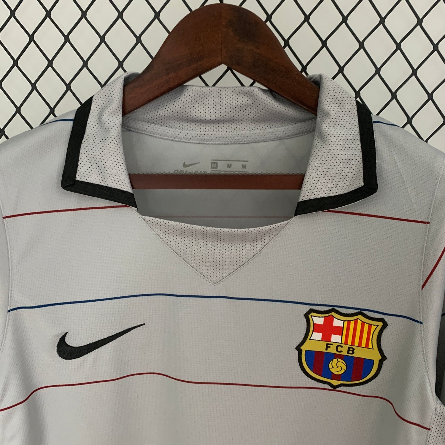 Barcelona 2003-2004 Retro Away Jersey