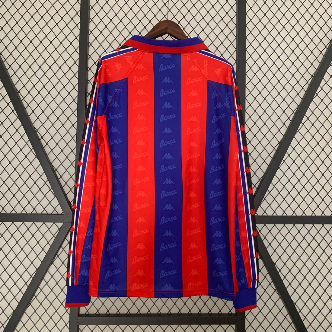 Barcelona 1996-1997 Retro Home Jersey (Long Sleeved)