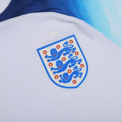 Camiseta local de Inglaterra para la Copa del Mundo 2022