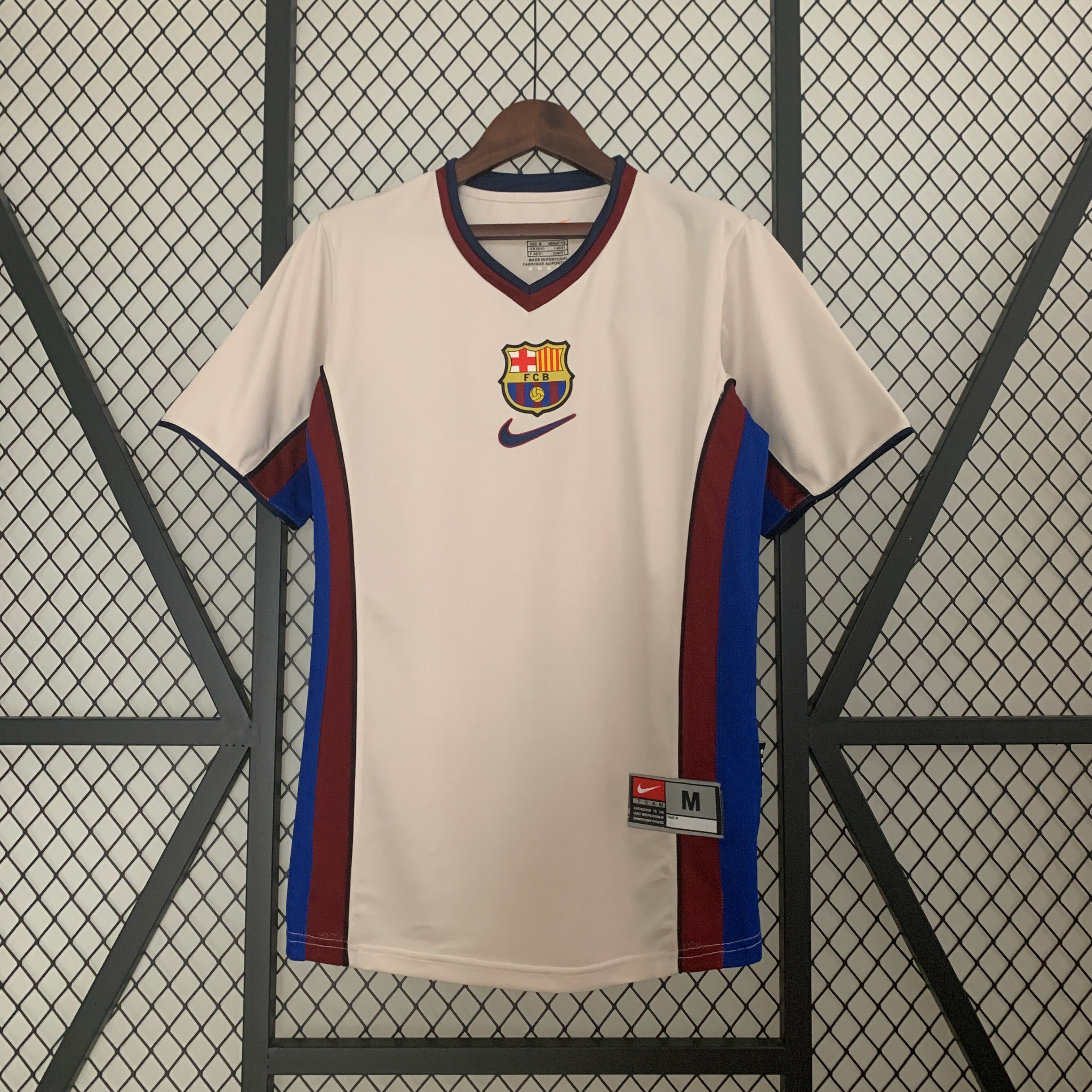 Barcelona 1998-1999 Retro Away Jersey