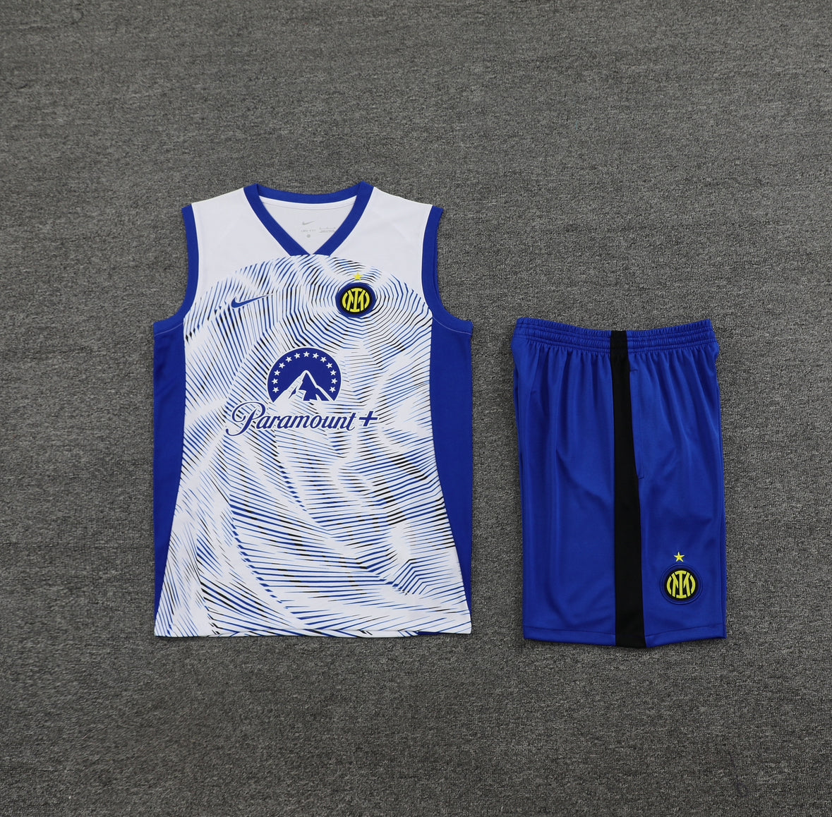 Inter Milan  white Training Set 2024/25