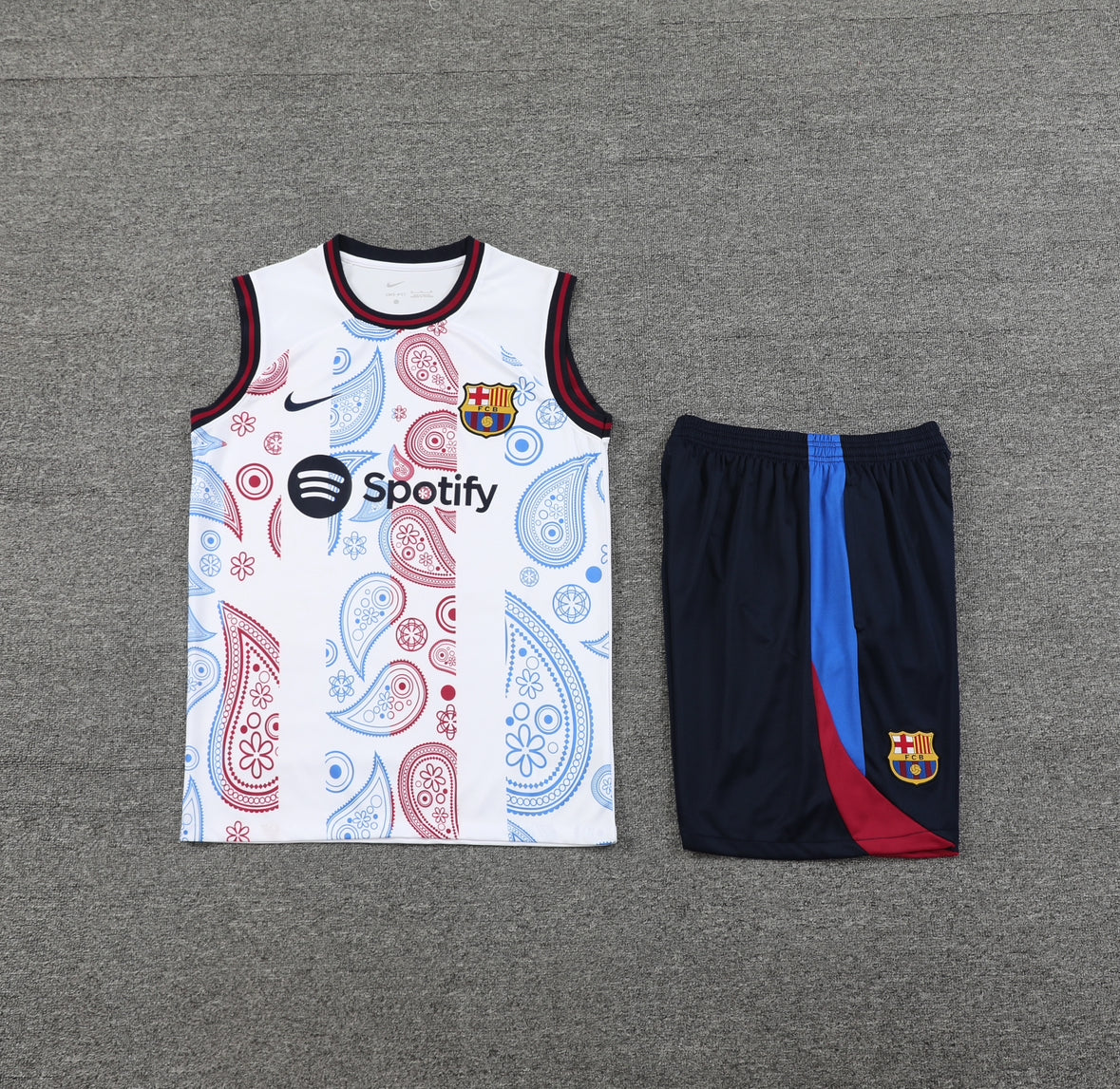 Conjunto de entrenamiento del Barcelona 2024/25