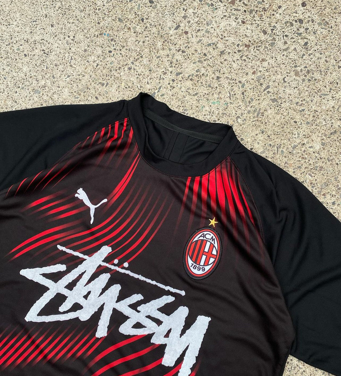 Edición especial AC MILAN X STUSSY