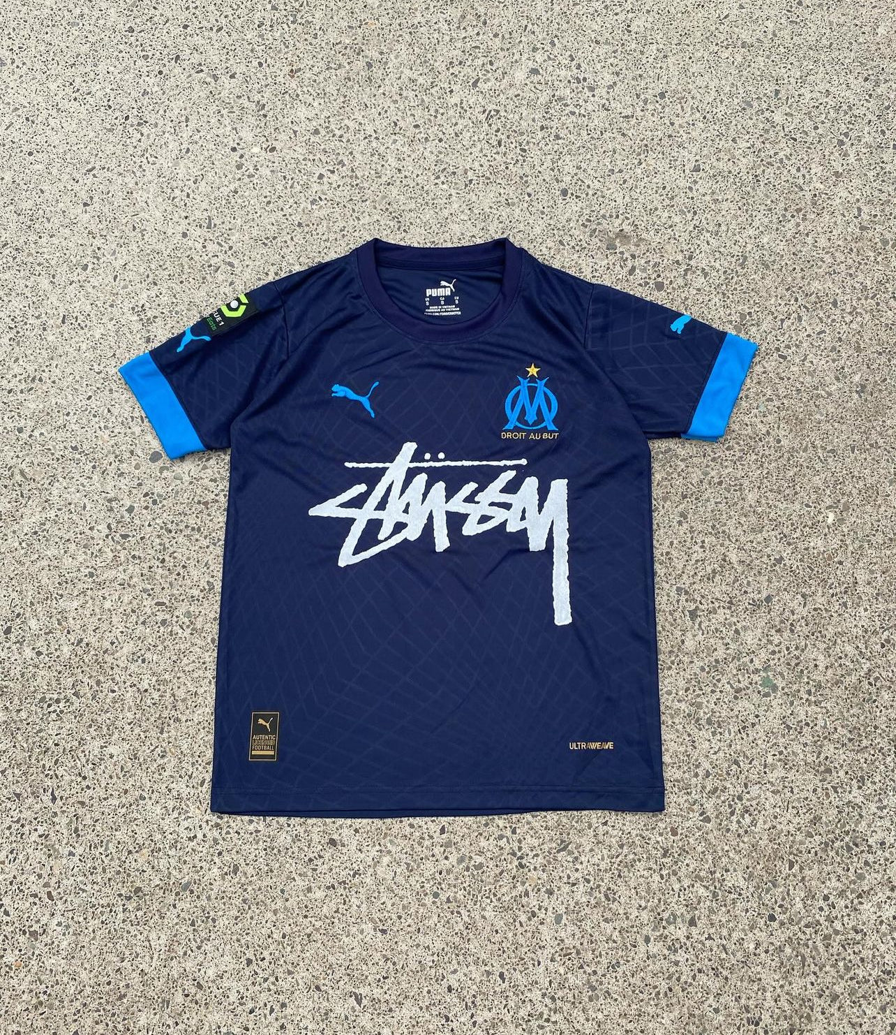 MARSEILLE x STUSSY BEPERKTE VERSIE