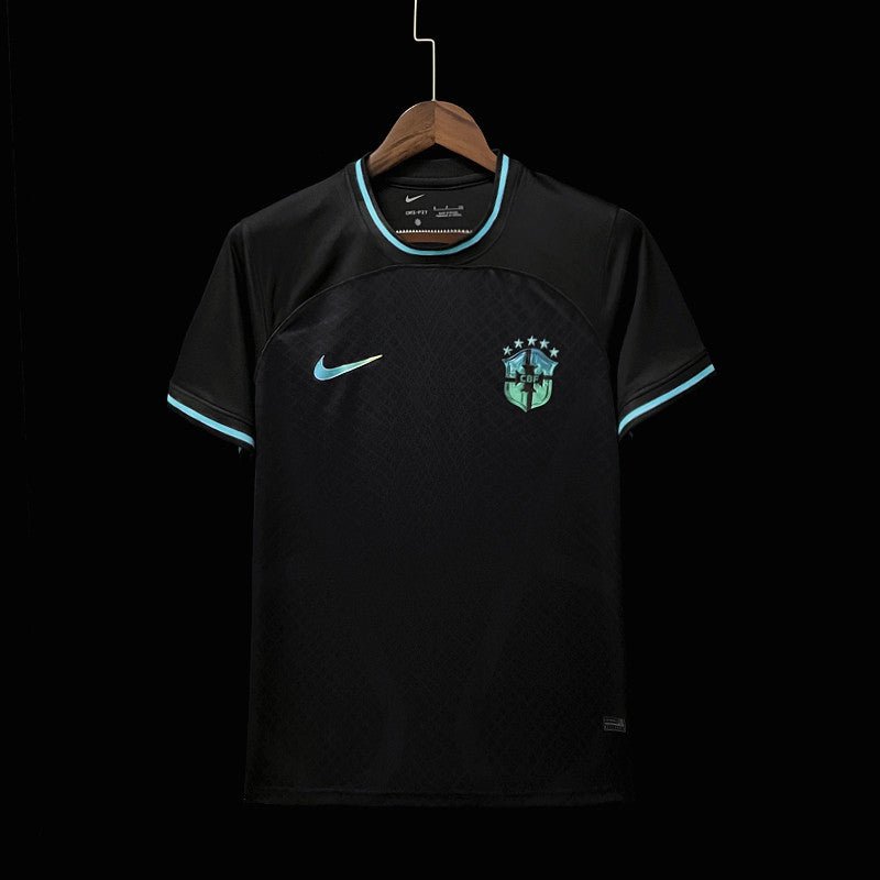 Kit Concept negro de Brasil 22/23