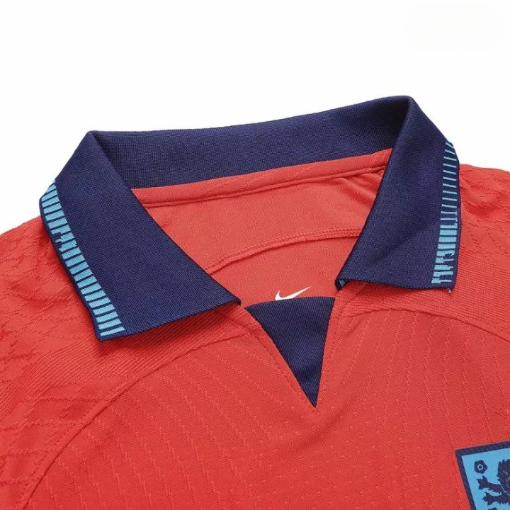 Camiseta visitante de Inglaterra para la Copa del Mundo 2022