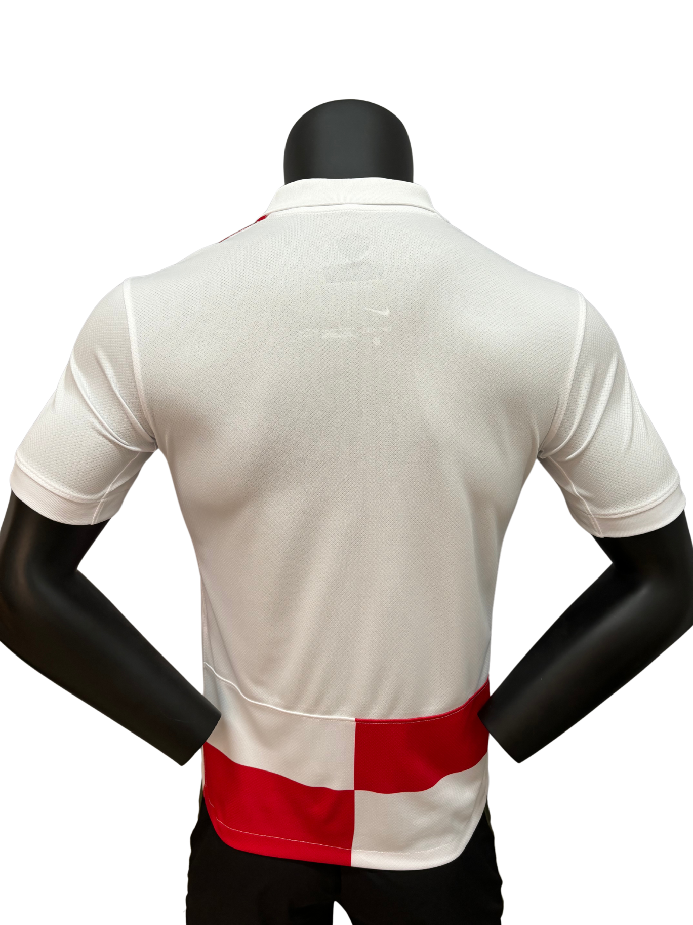 Camiseta de local de Croacia para la Eurocopa 2024 (versión para jugadores)