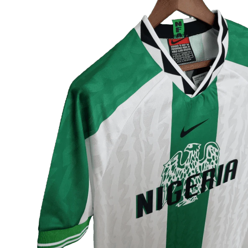 Camiseta retro nigeriana 1996: un clásico nostálgico